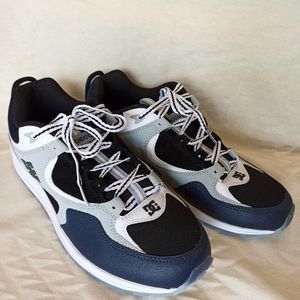 DC Mens Shoes Sz 11.5